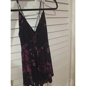 Timing Black/Purple Floral Velvet V-Neck Strappy Boho/Gothic Romper